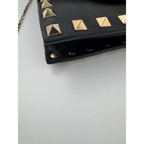 Valentino Garavani Rockstud Shoulder Bag – Black Leather with Gold Studs - Picture 6 of 9